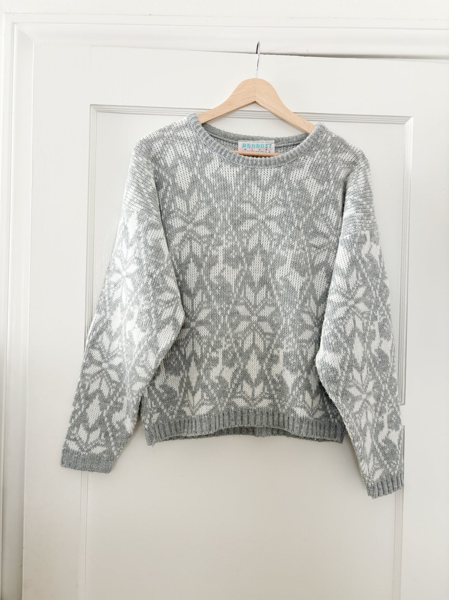 Vintage Snowflake Sweater (L)