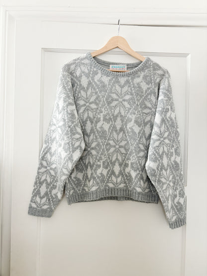 Vintage Snowflake Sweater (L)