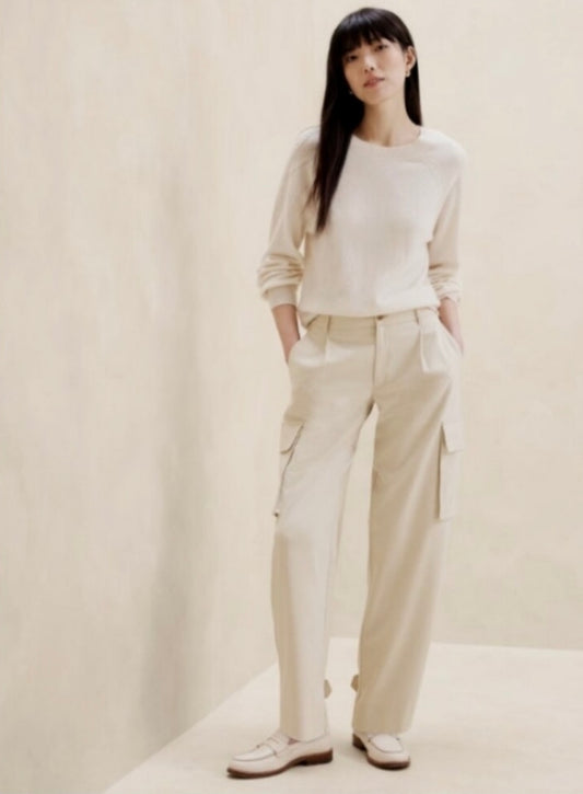 Banana Republic Cargo Pants (28”)