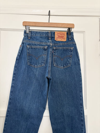 Vintage 550 Relaxed Levis Jeans (26/27”)