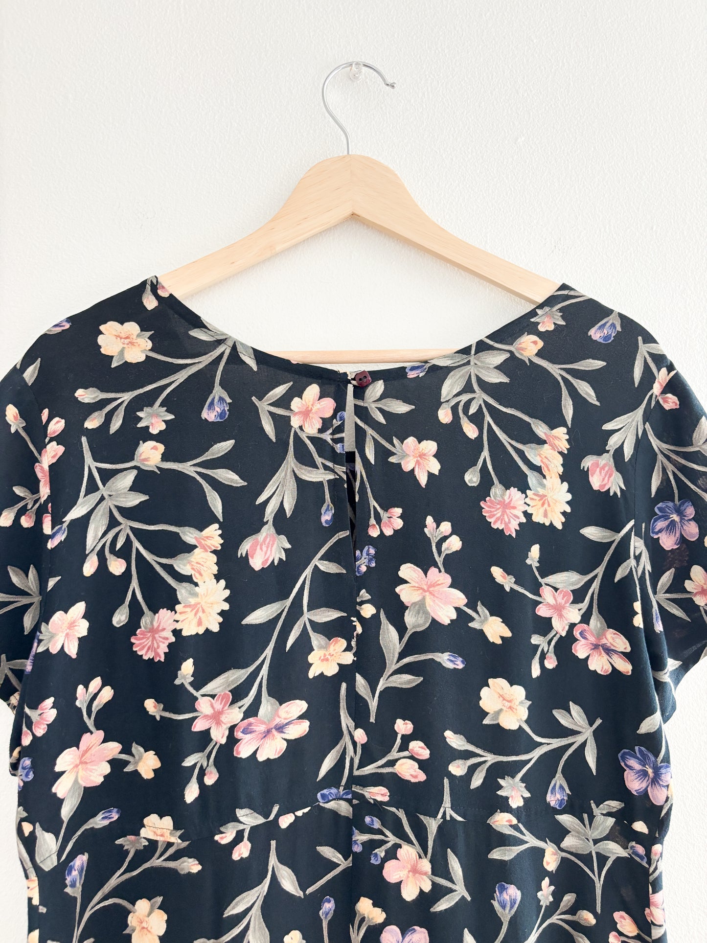 Vintage Floral Dress (S/M)