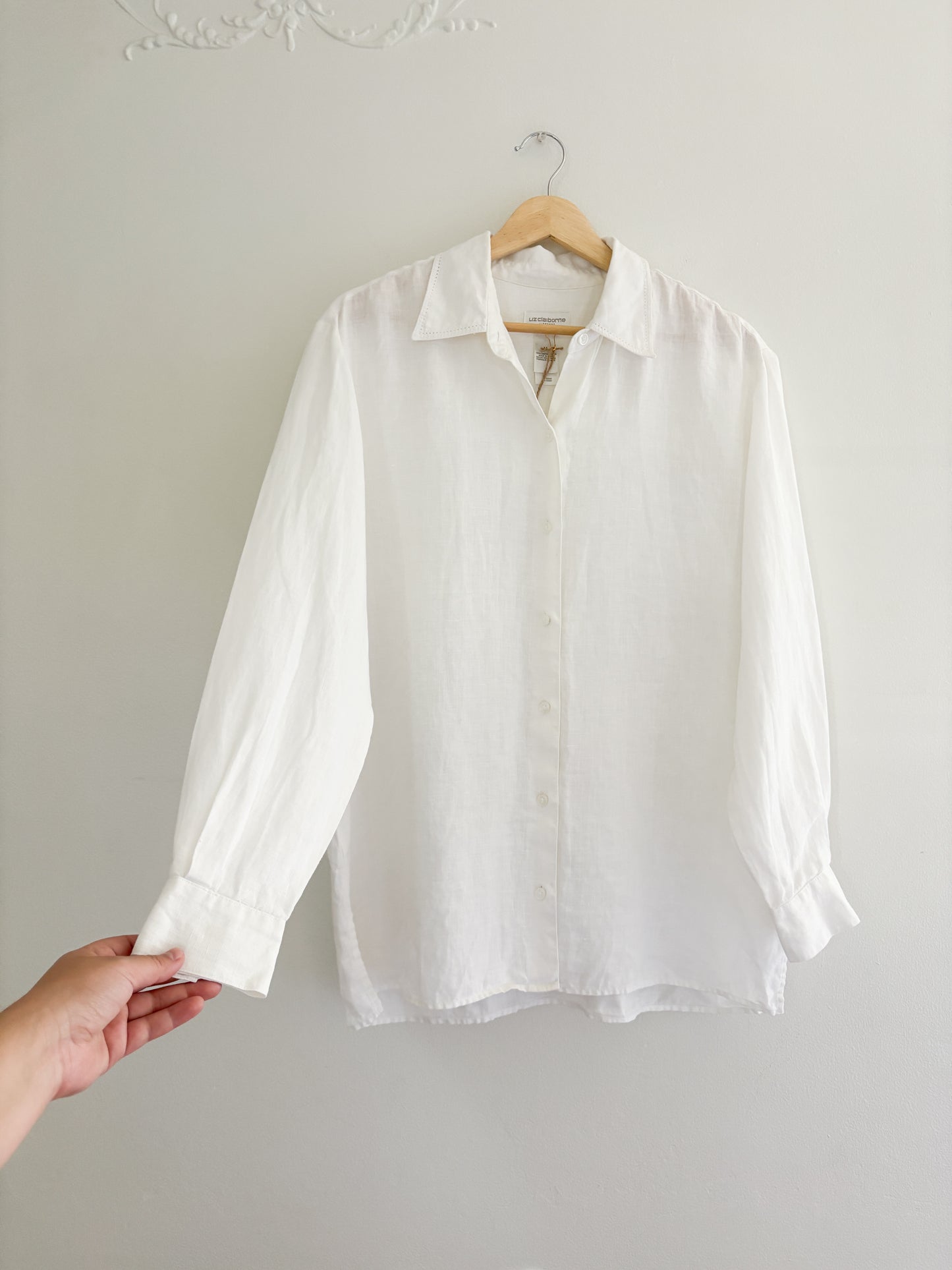 Liz Claiborne Linen Button up (M)