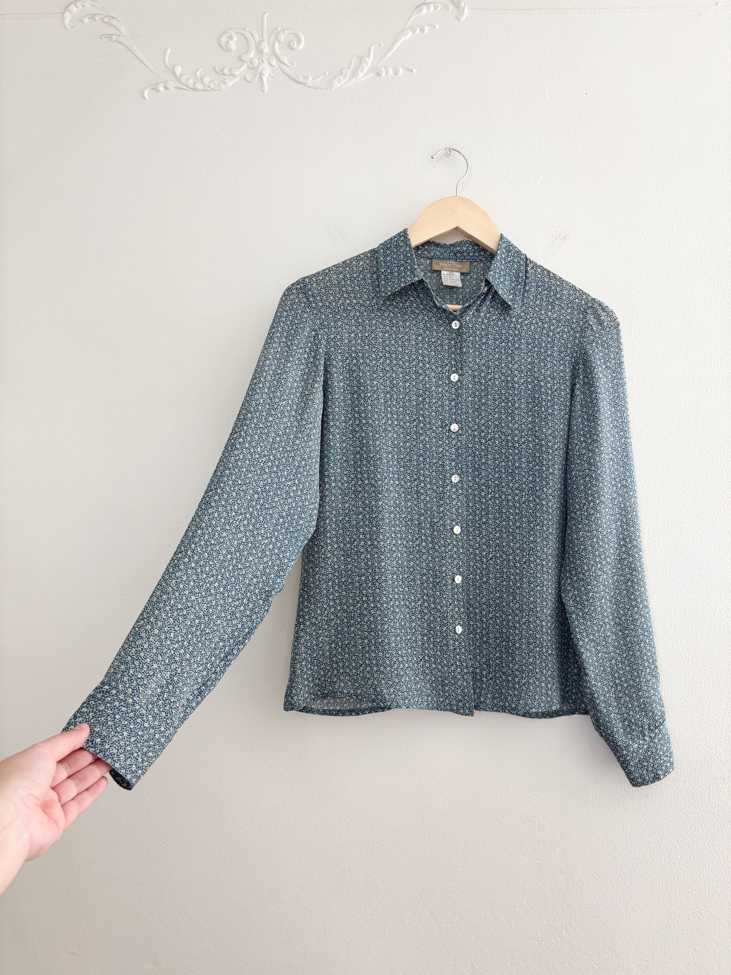 Vintage floral Silk button up (XS)