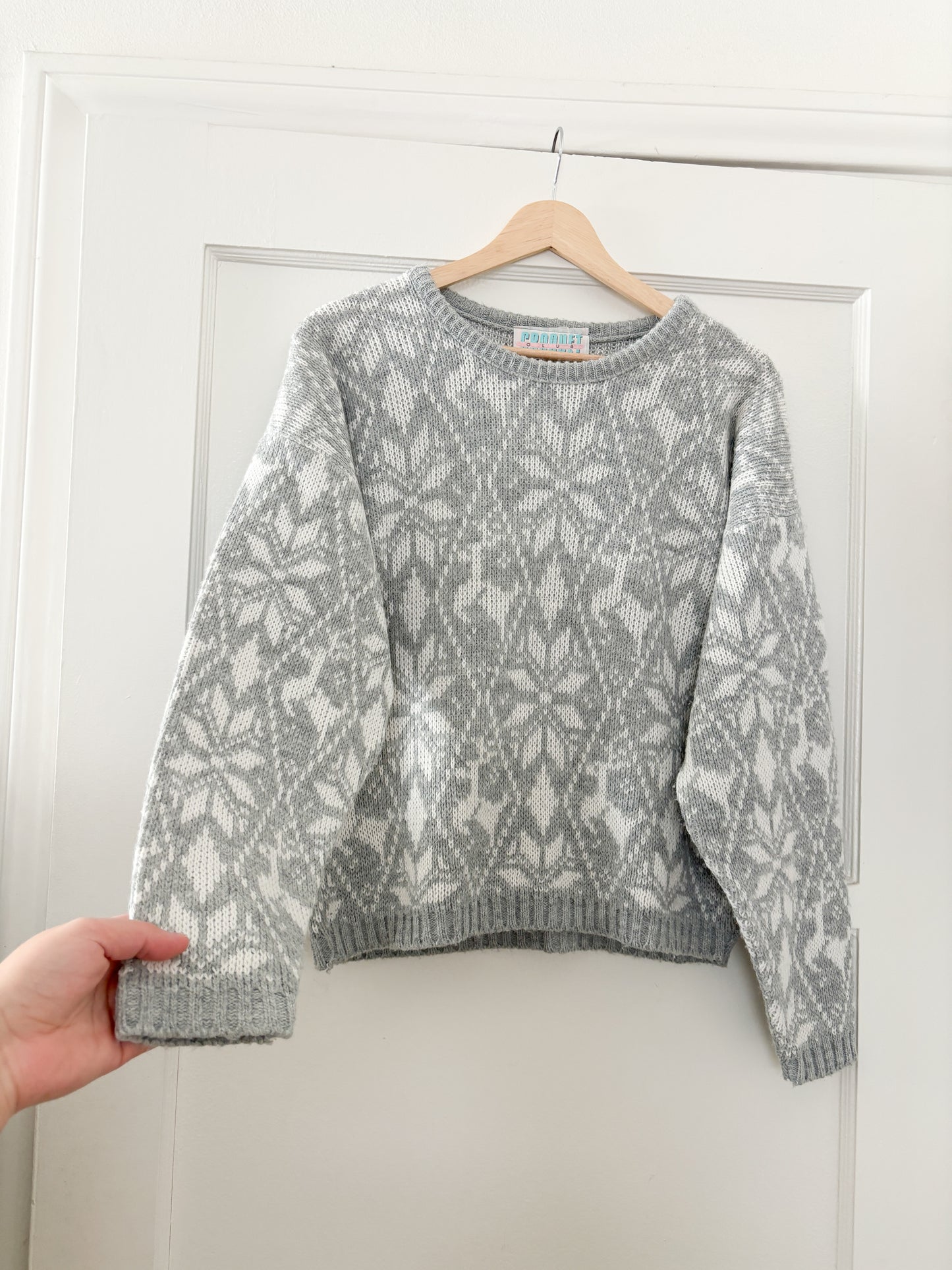 Vintage Snowflake Sweater (L)