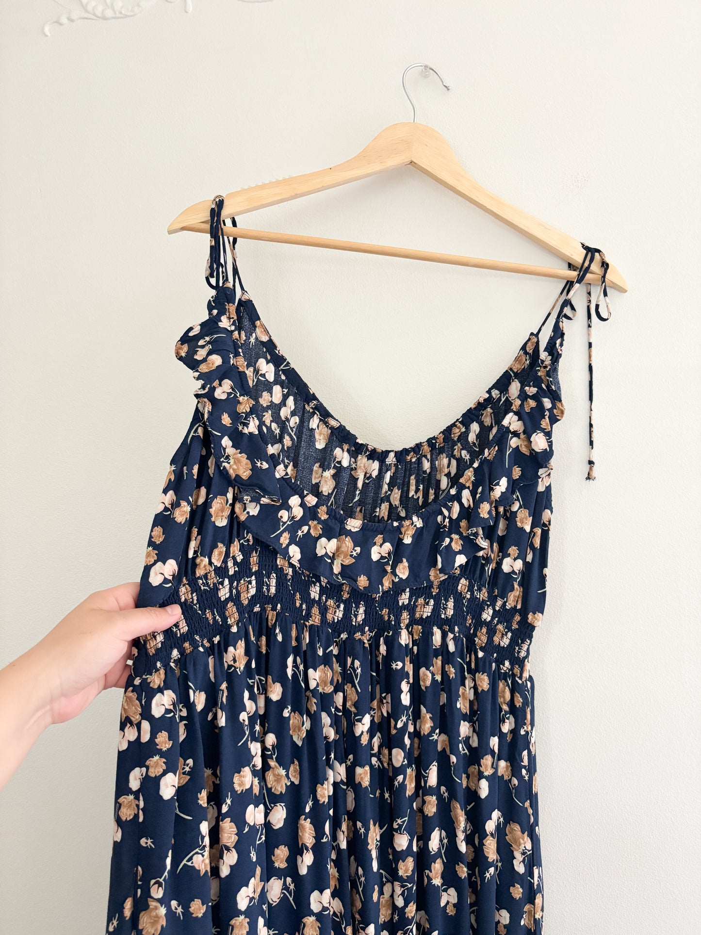 Natural Life floral jumpsuit (XL)