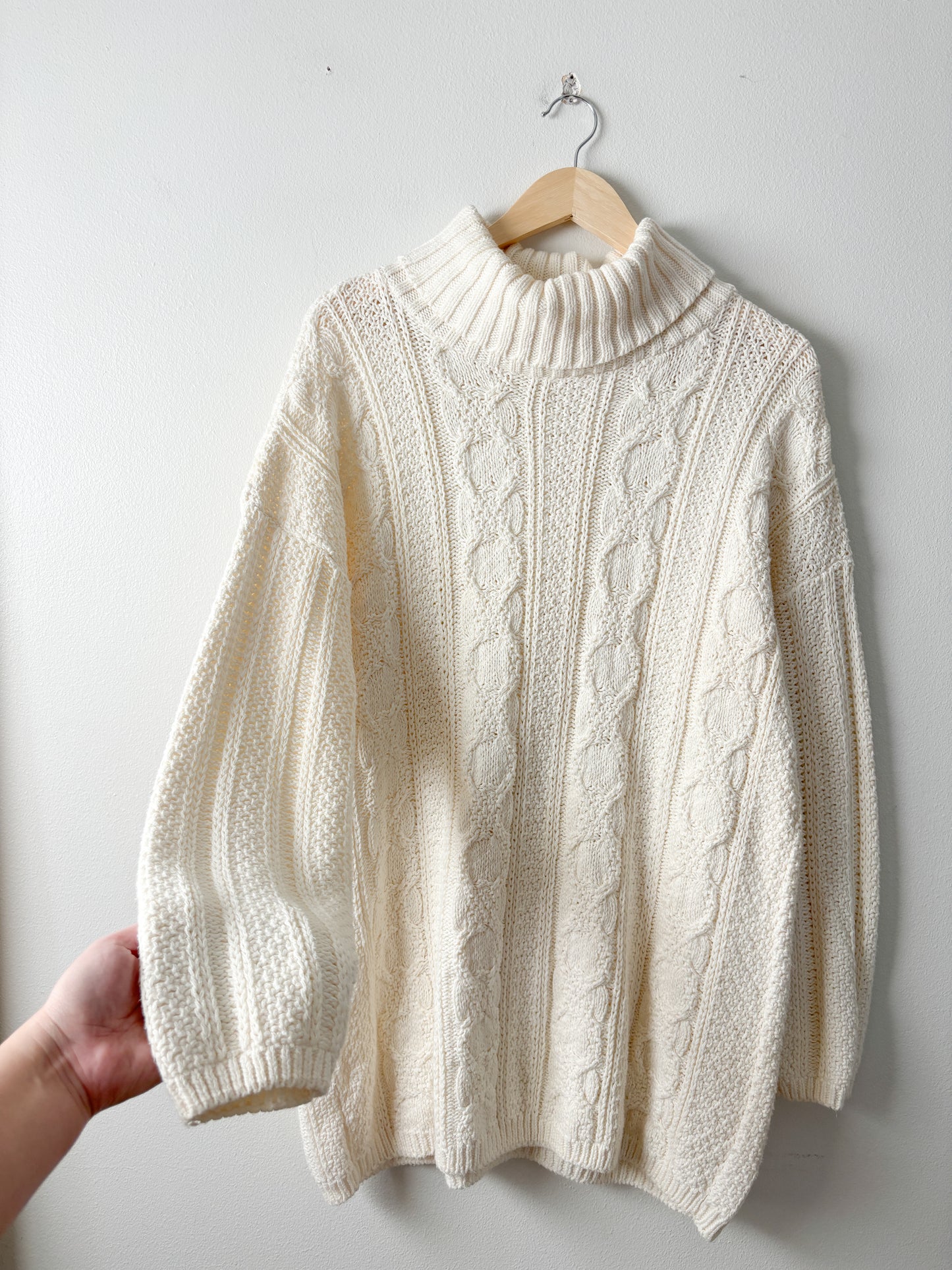 Vintage Cream turtleneck Sweater