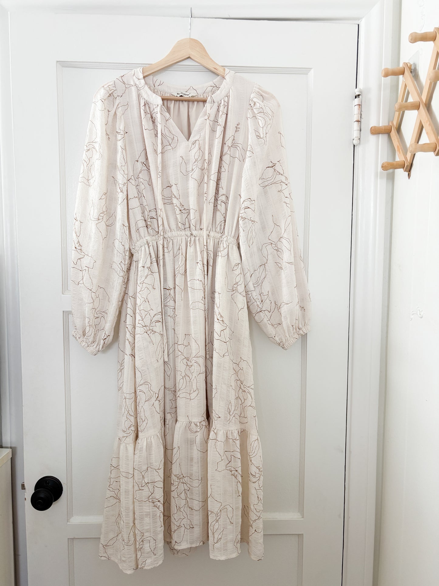 RC-DailyArt Floral Dress (S)