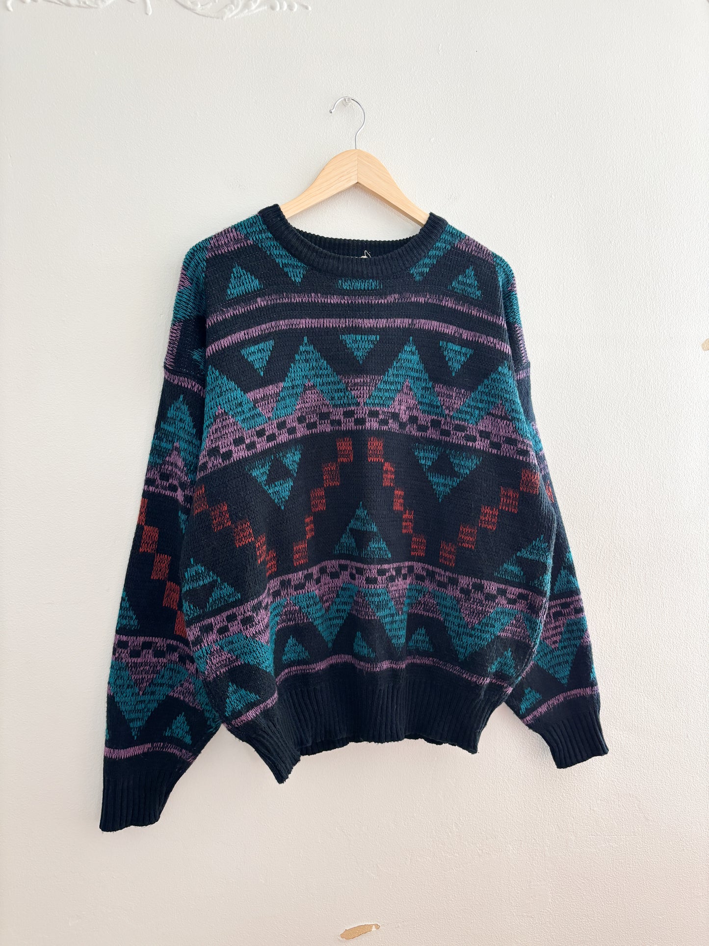 Vintage Patterned Sweater (XL)