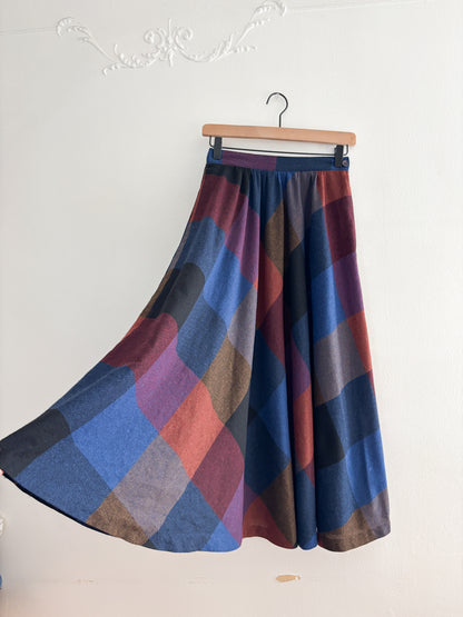 Vintage Patterned Skirt (24”)