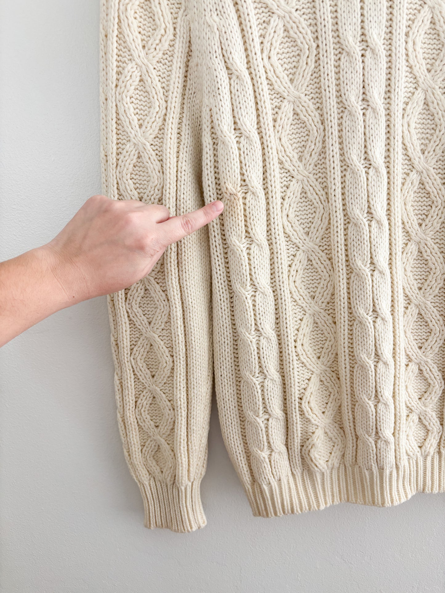 Vintage Cable Knit Turtleneck Sweater (M)