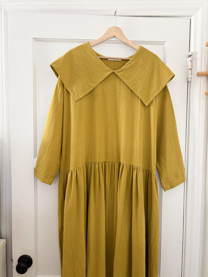 April Meets October Collared Dress (OS)