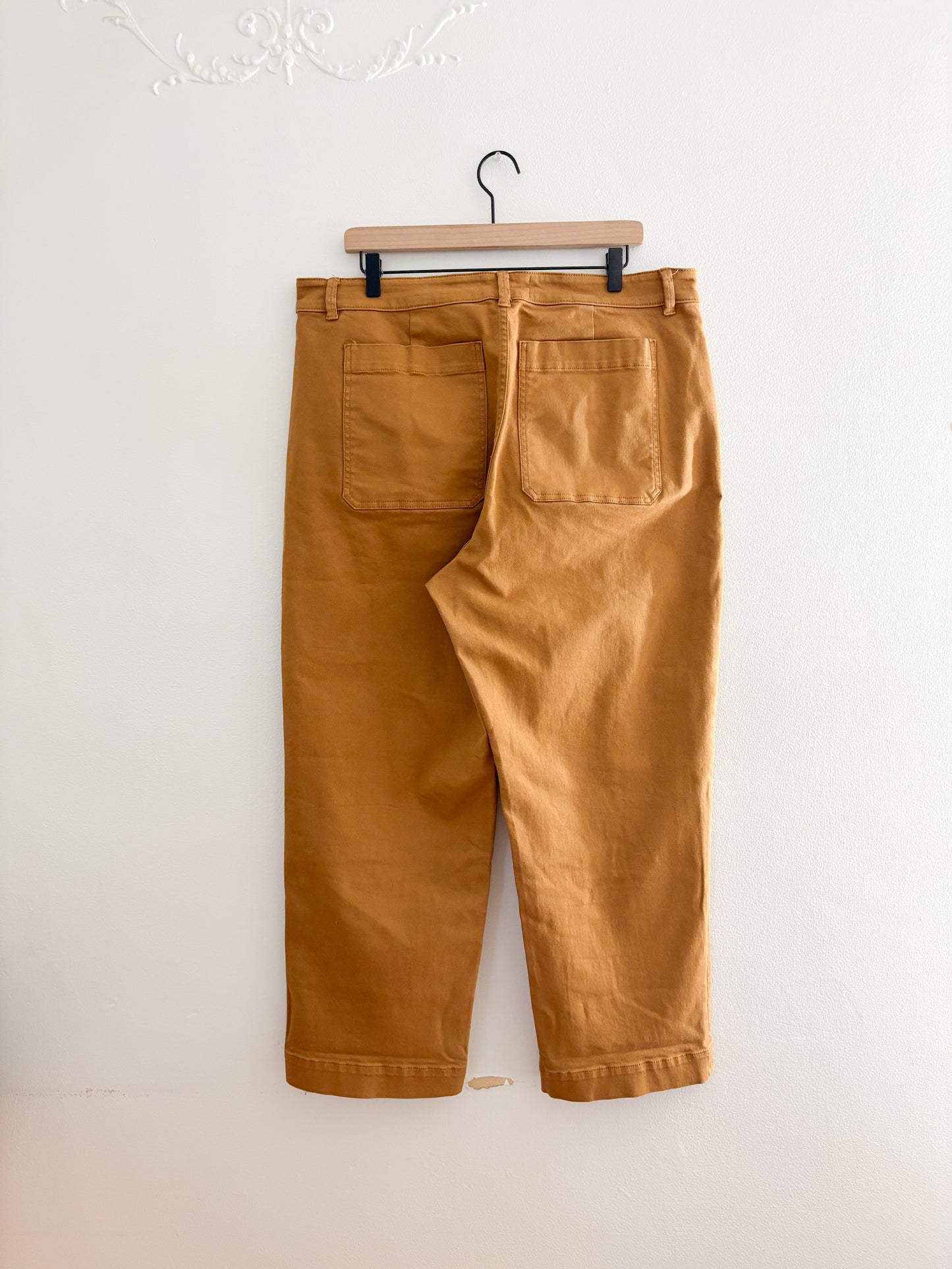 Everlane Straight Leg Pants (18)