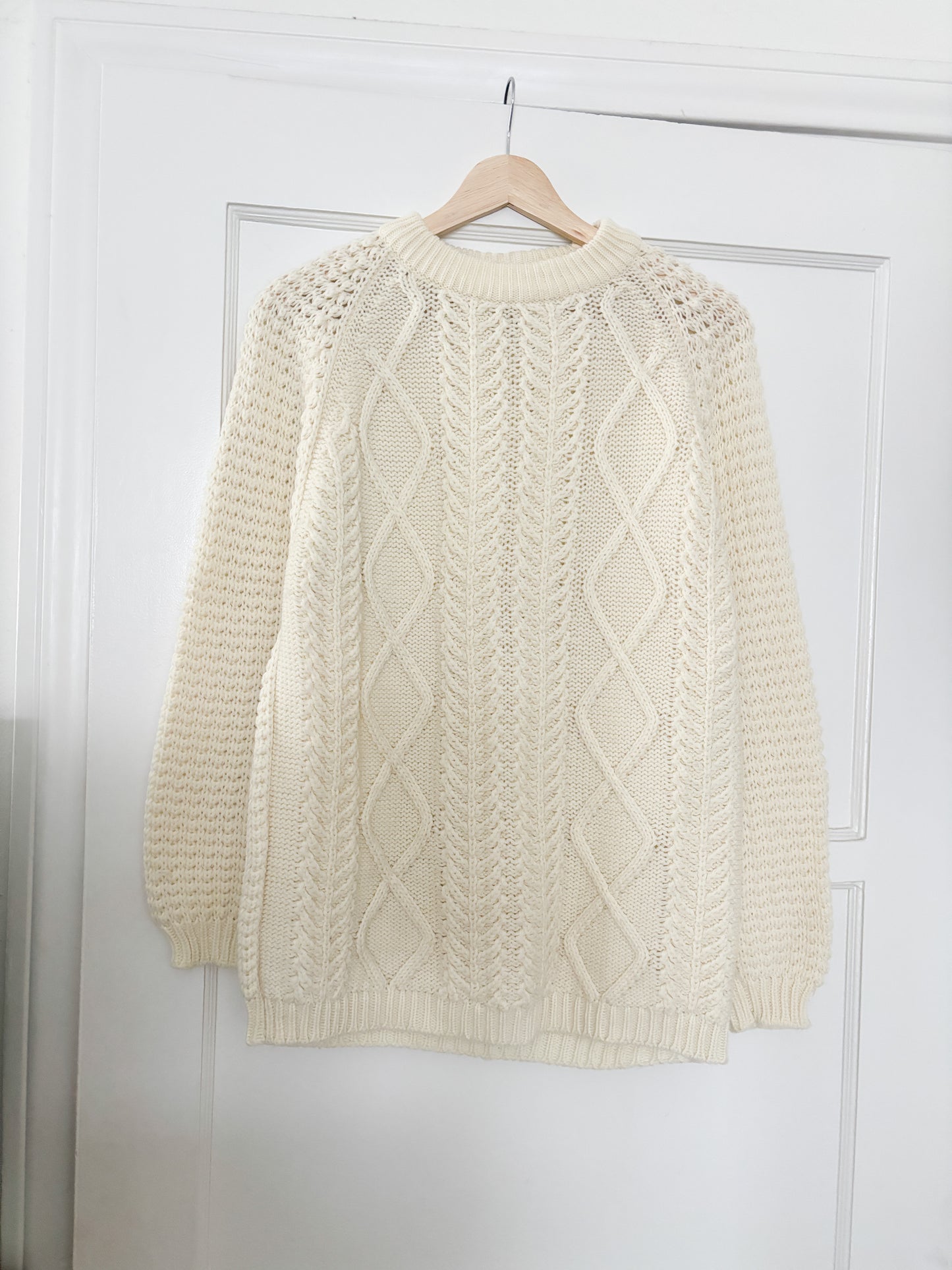 Vintage Cable Knit Sweater (L)