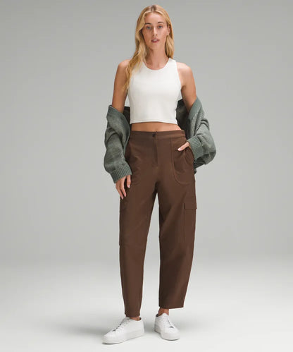 LuluLemon Cargo Pocket Pants (27)