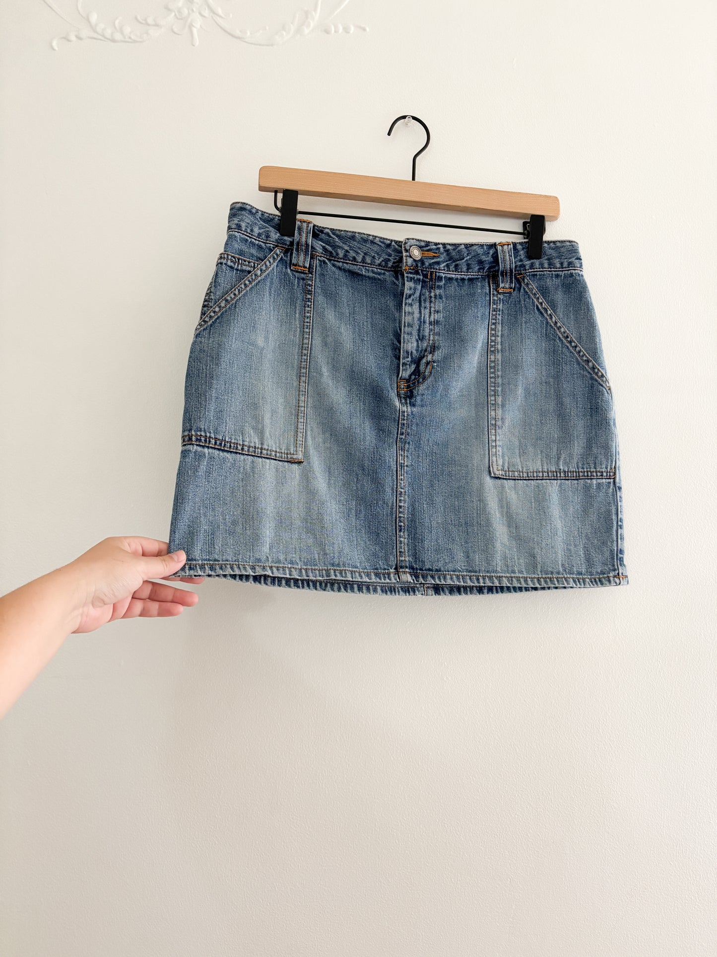Vintage Old Navy Denim Skirt (32”)