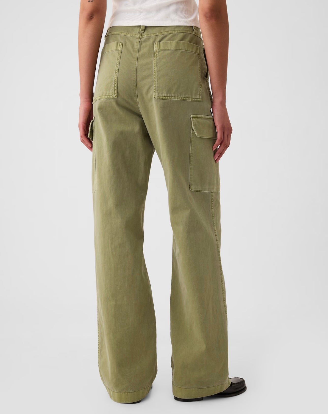 Gap Loose Khaki Cargo Pants