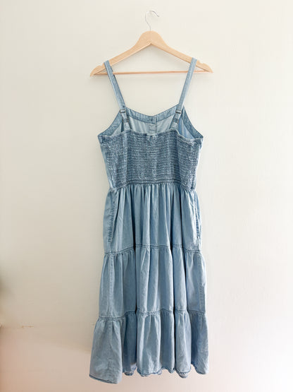 Tiered Chambray Dress (M)