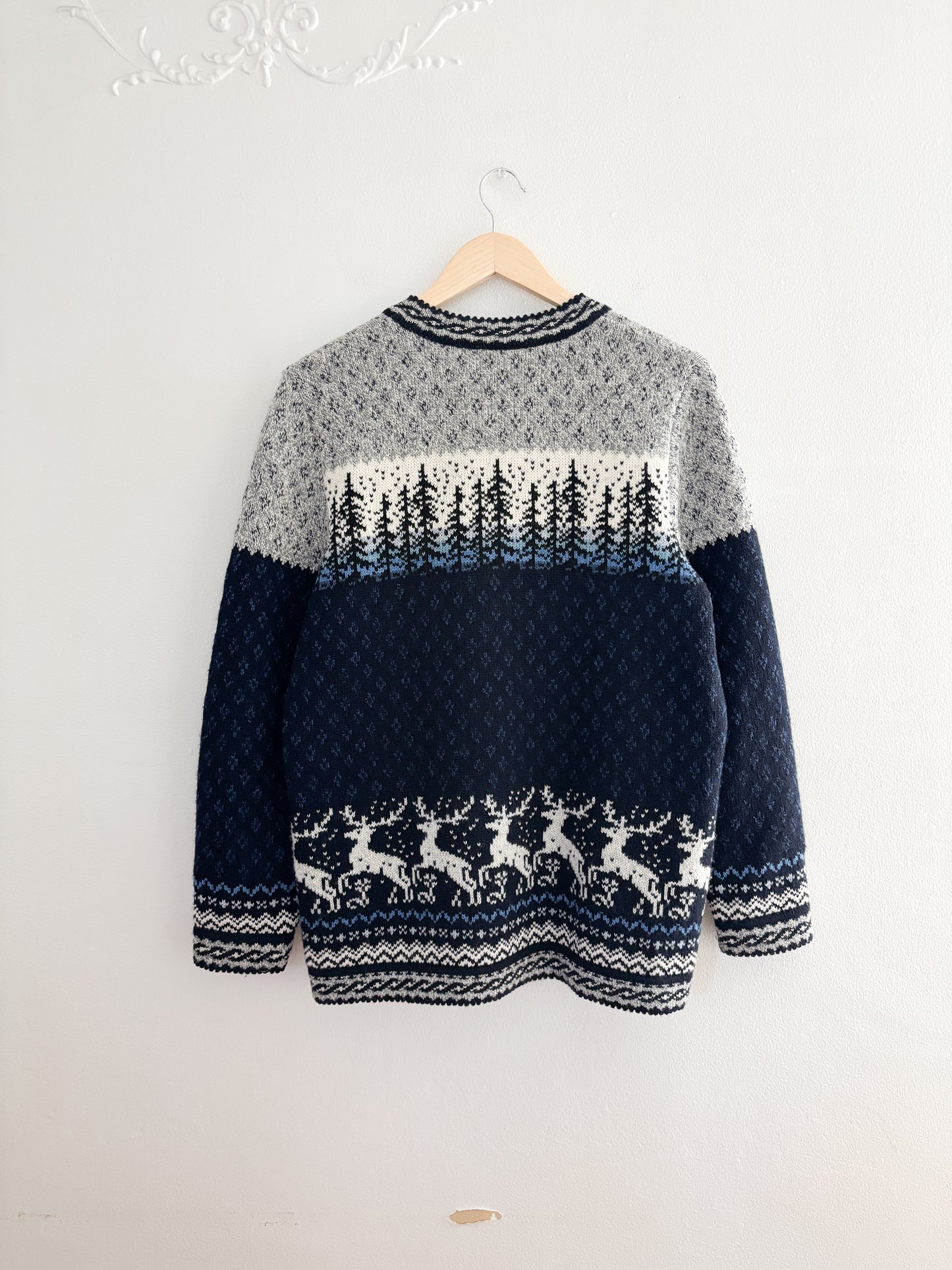 Vintage winter forest cardigan