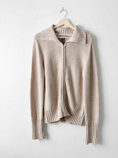 Neutral knit zip up sweater