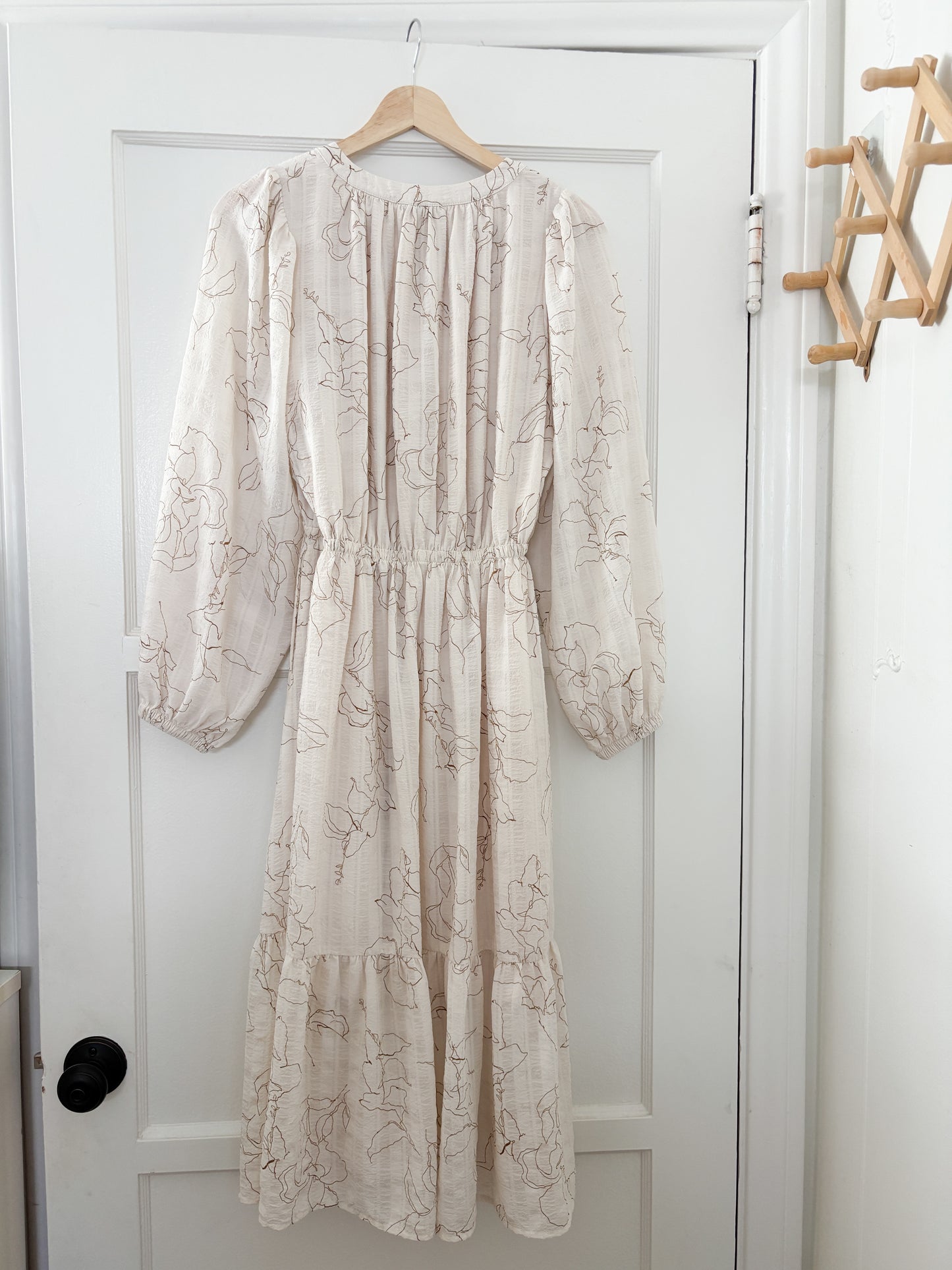 RC-DailyArt Floral Dress (S)