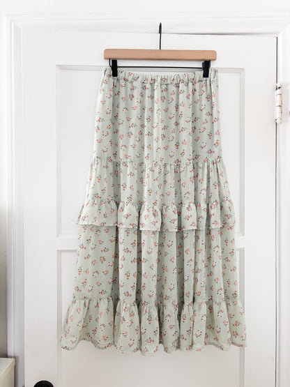 Floral Tiered Skirt (M/L)