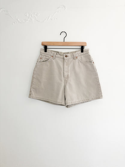 Levis Orange Tab Khaki Shorts (30”)