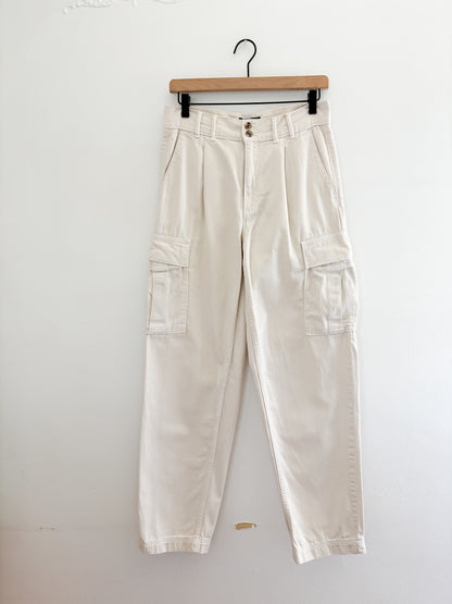Banana Republic Cargo Pants (28”)