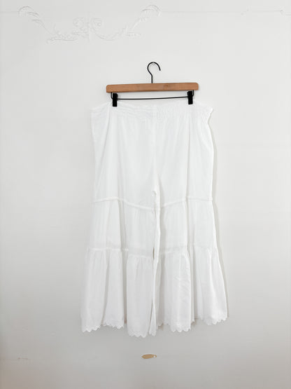 White Ruffle Pants (L/XL)