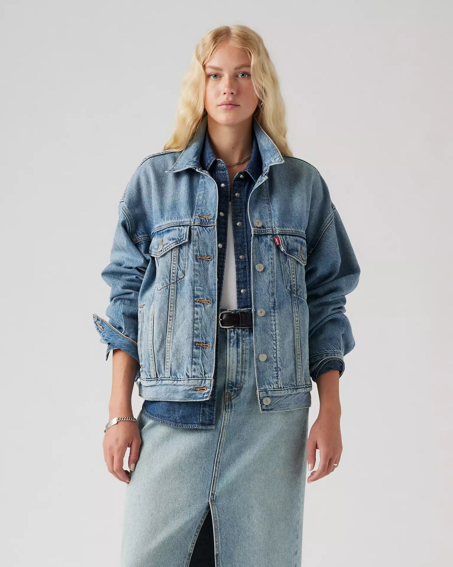 Levis Denim Trucker Jacket (M/L)