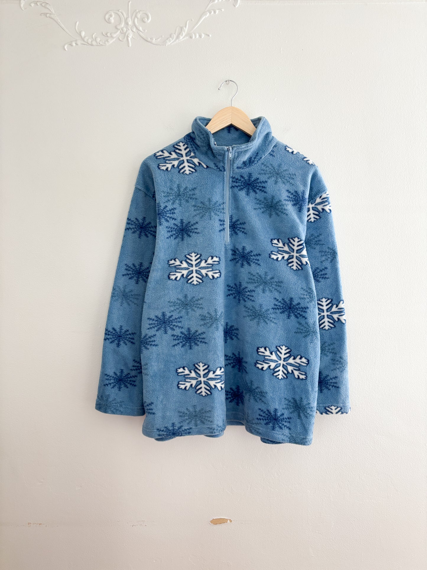 Vintage Blue Snowflake Fleece Quarter Zip (XXL)