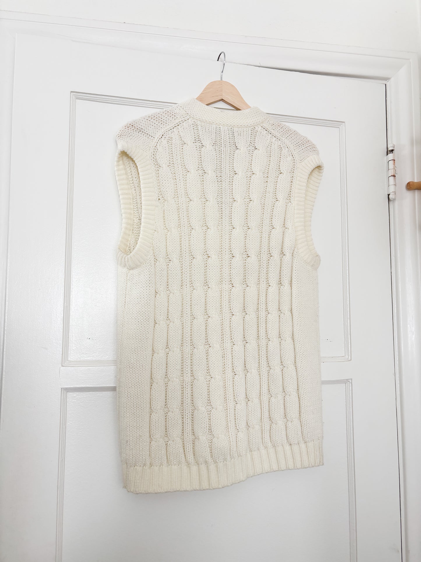 Vintage Cable Knit Vest (L)