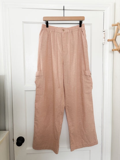 And Now This Easy Cargo Wide Leg Pants (M)