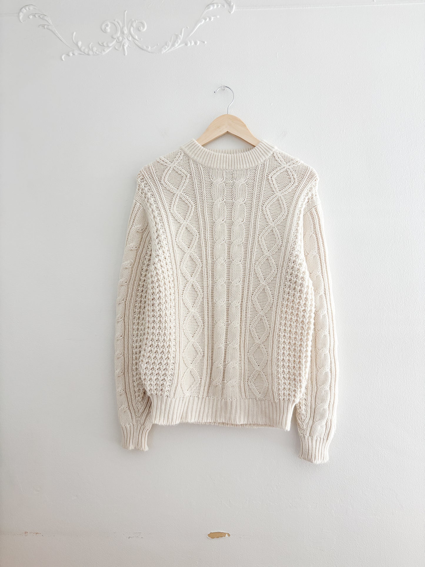 Vintage Cable Knit Sweater (M)