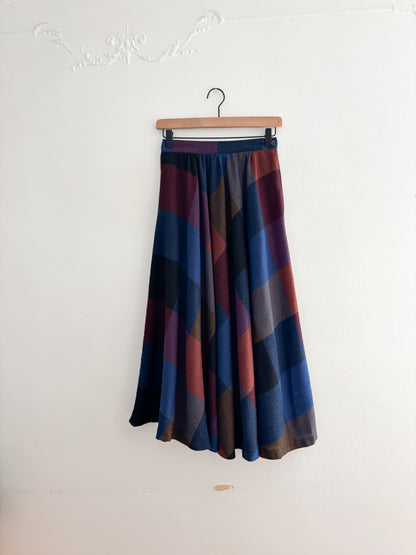 Vintage Patterned Skirt (24”)