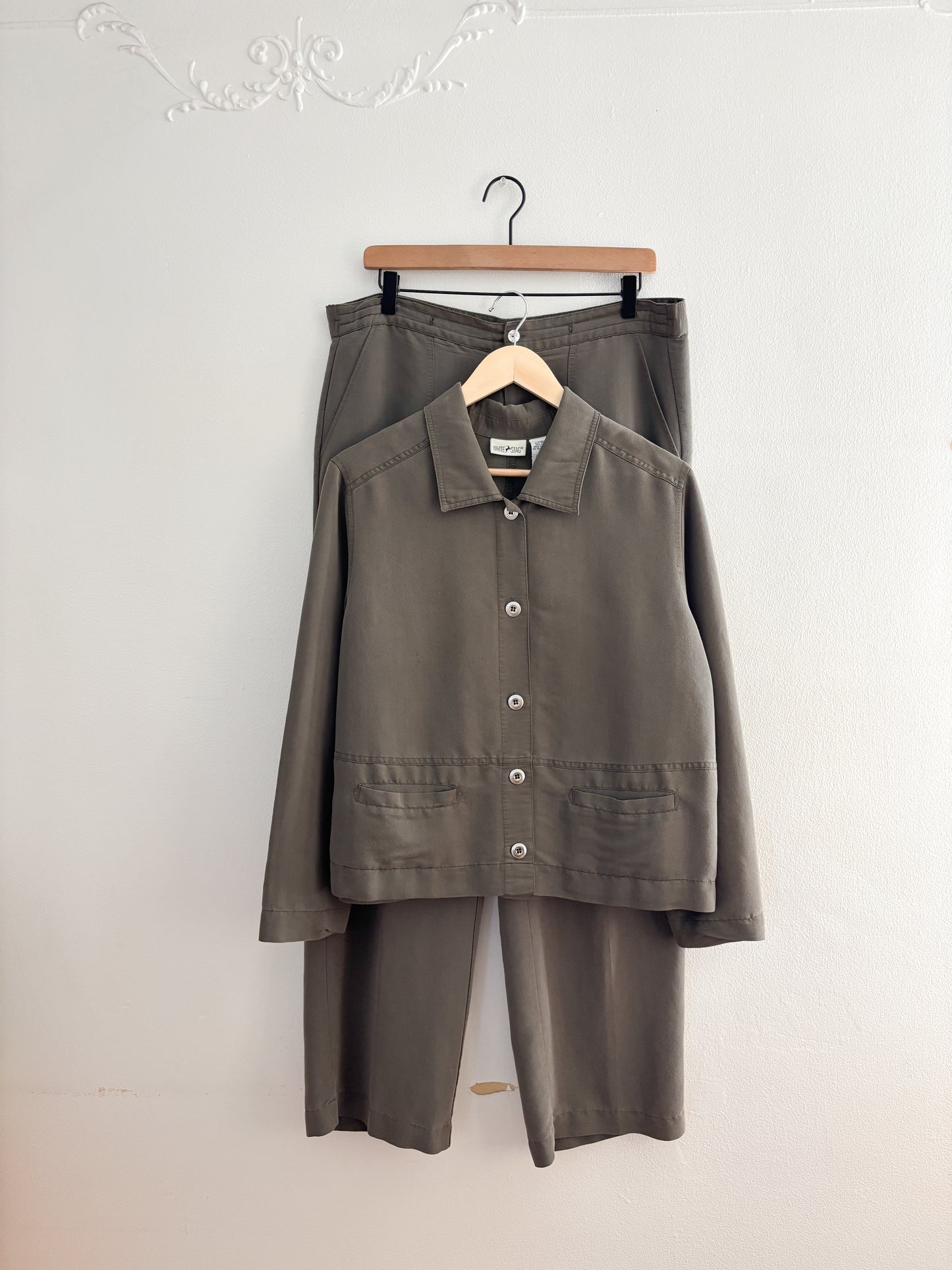Vintage White Stag Set (M/L)