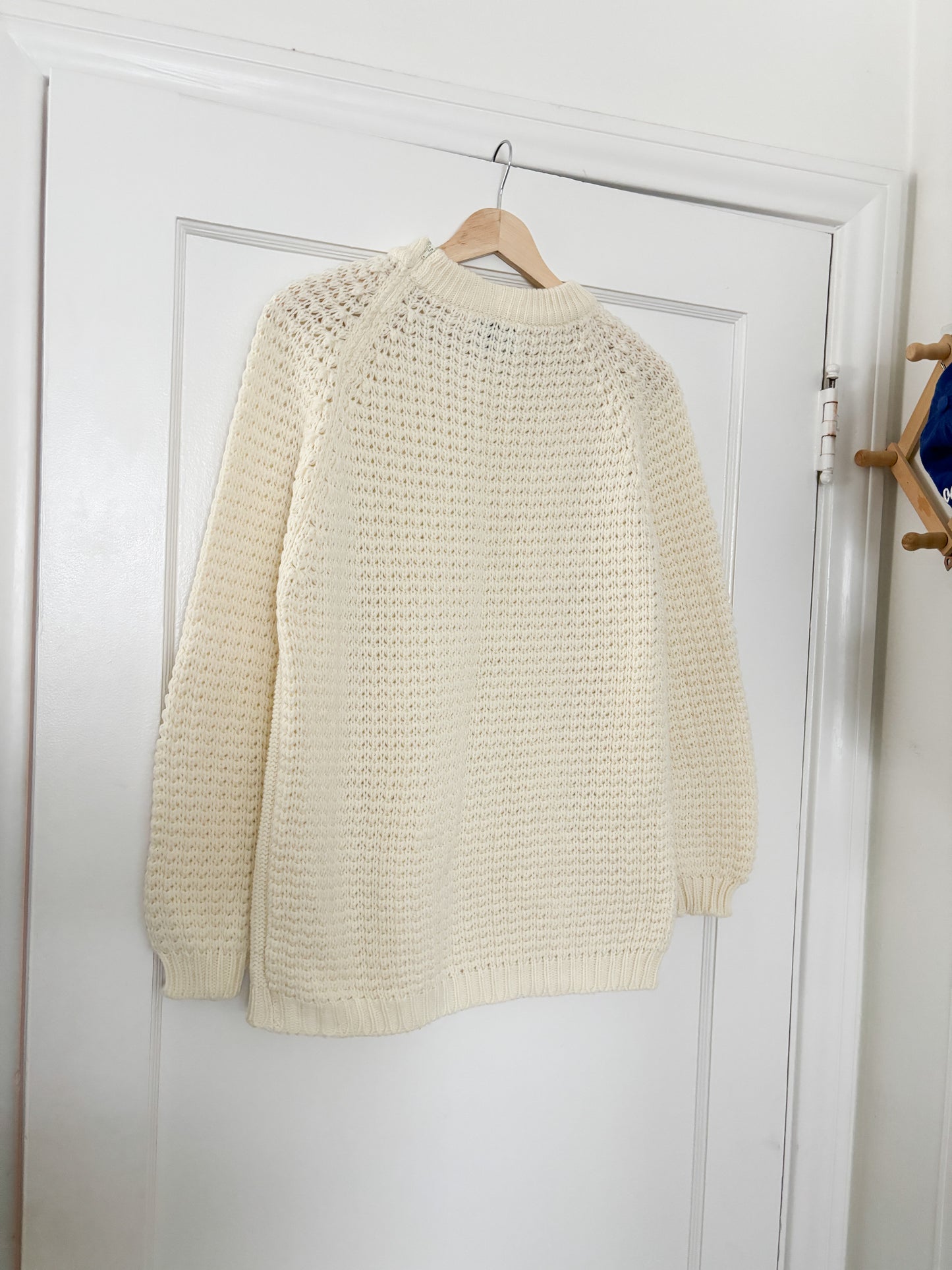 Vintage Cable Knit Sweater (L)