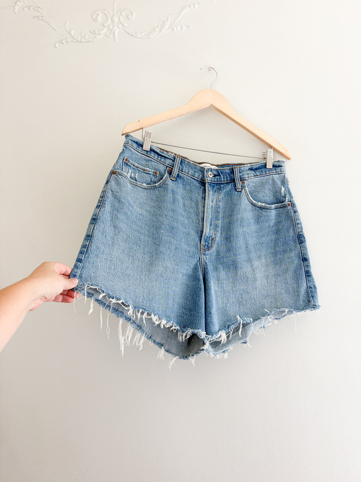 Abercrombie High Rise Dad Short (32)