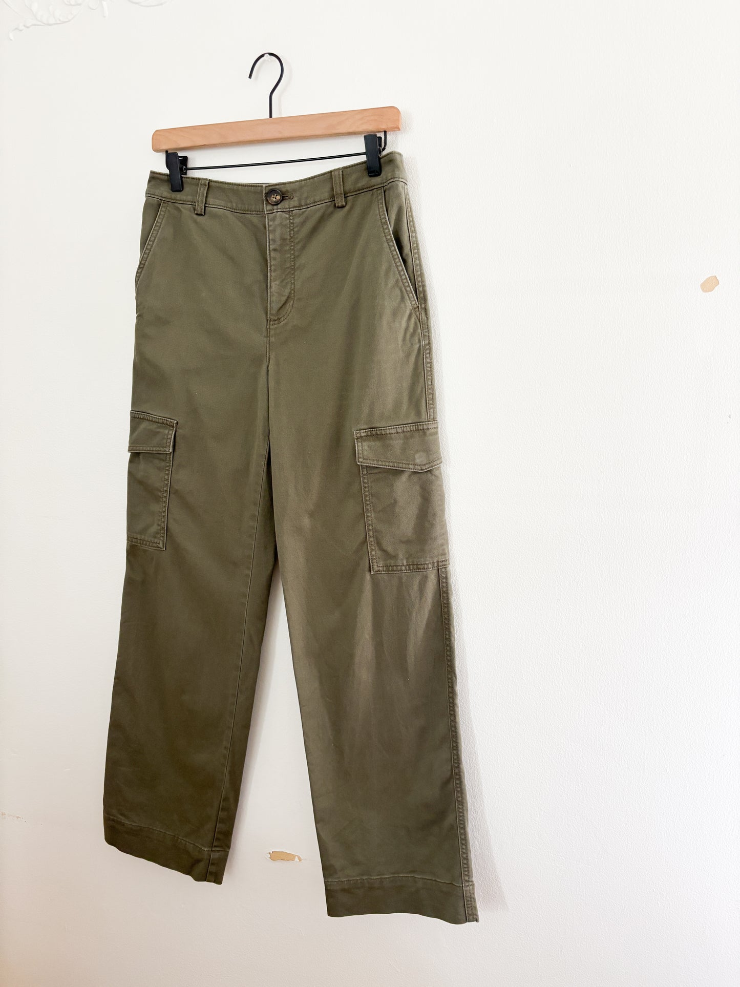 Loft Cargo Olive Pants (28”)