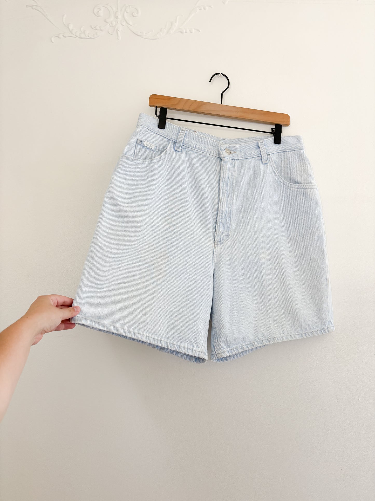 Vintage Light Wash Lee Shorts (32”)