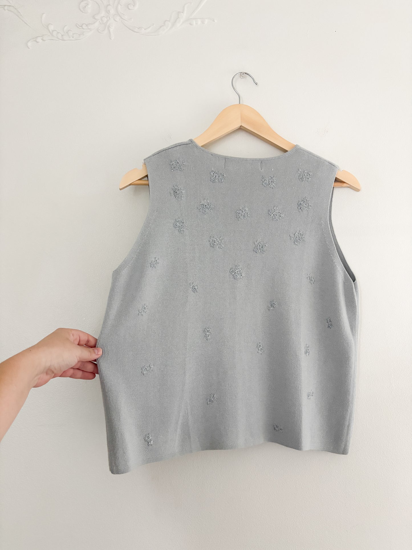 Vintage Blue Floral Embroidered Knit Tank (LP)
