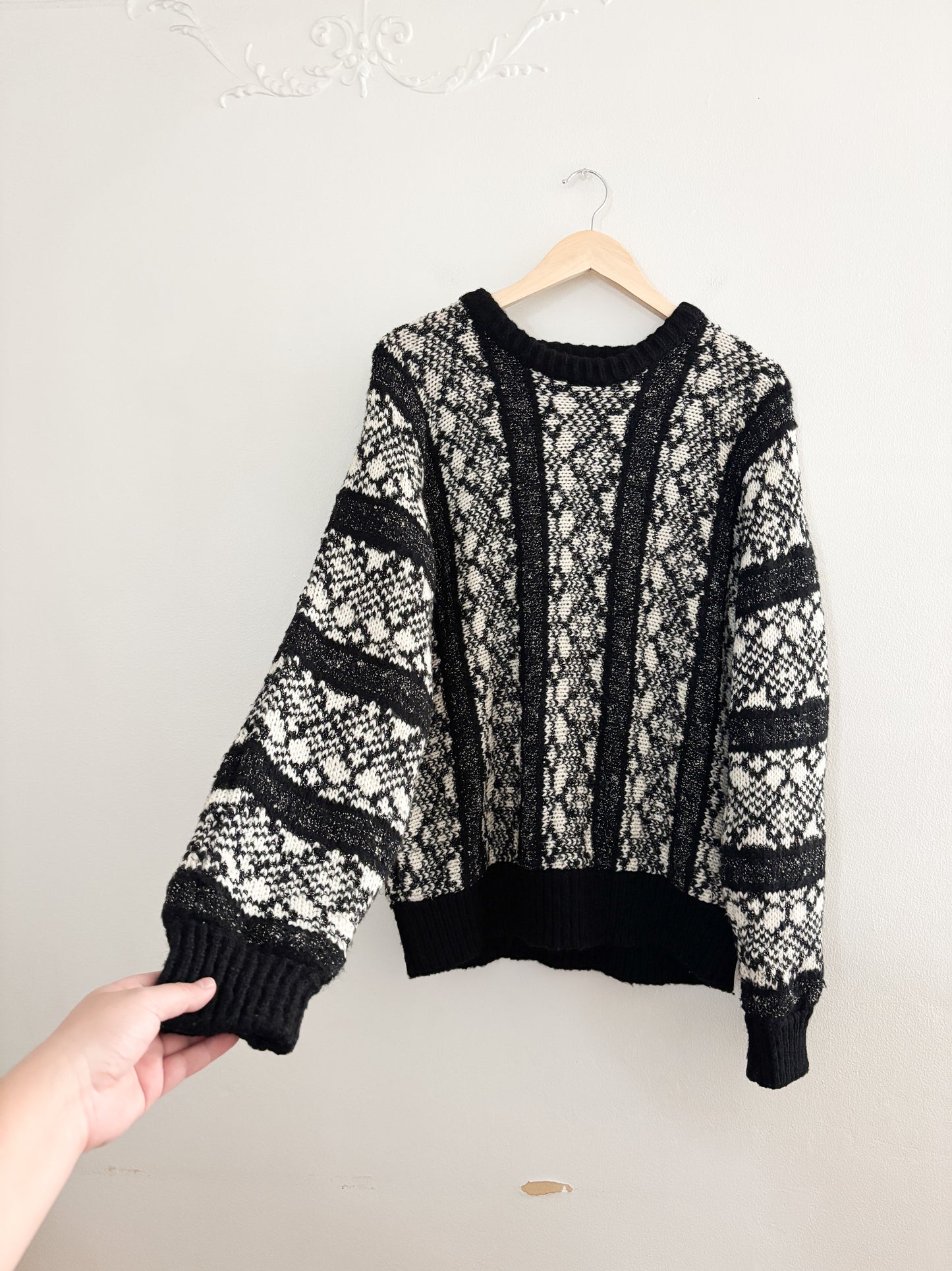 Vintage Black Patterned Sweater (M)
