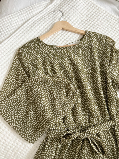 Joelle + Co Green Floral Dress (M)