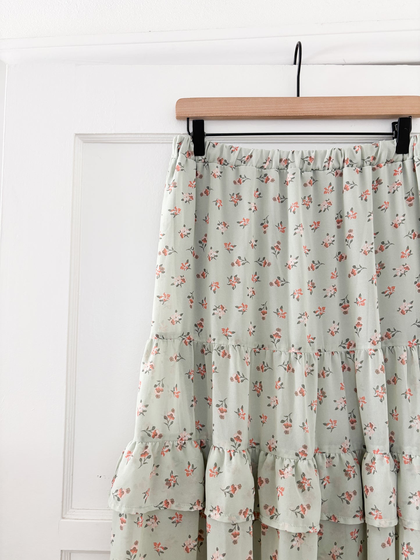 Floral Tiered Skirt (M/L)