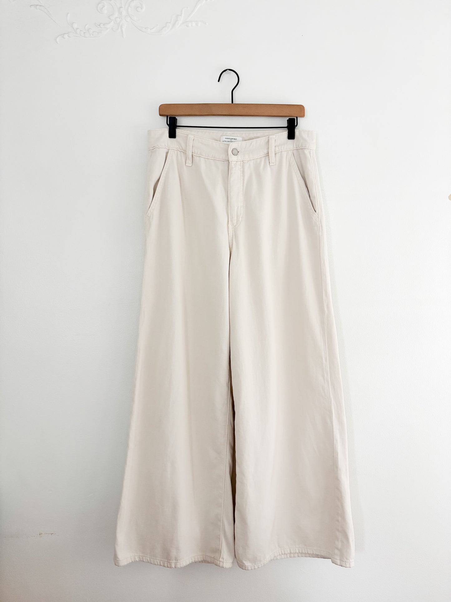 Banana Republic Ulta High Rise Wide Leg Pants (10)
