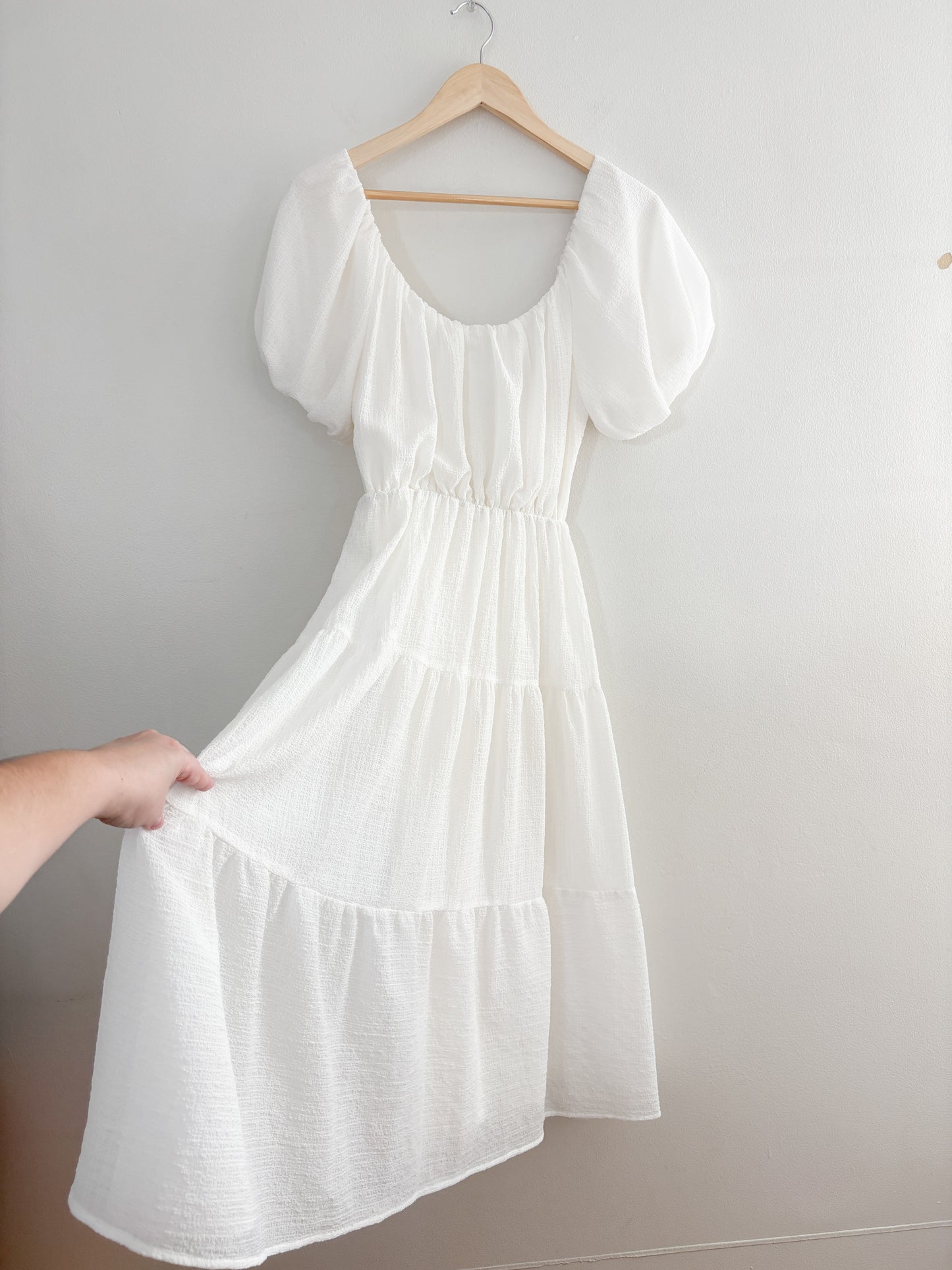 ASTR The Label White Puff Sleeve Dress (XS/S)