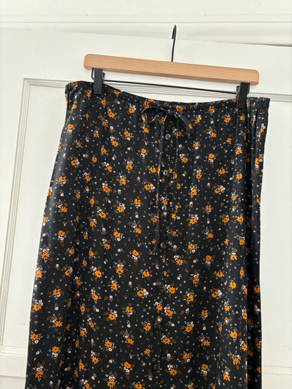 Vintage floral Skirt