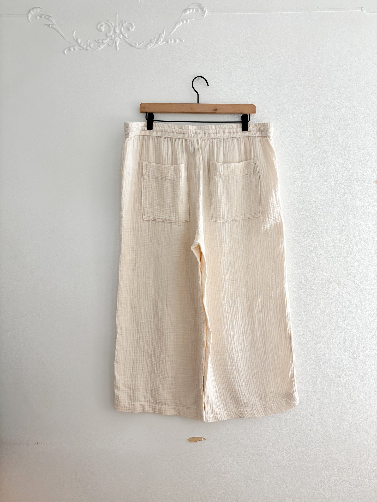 Universal Thread Easy Gauze Pants (XL)