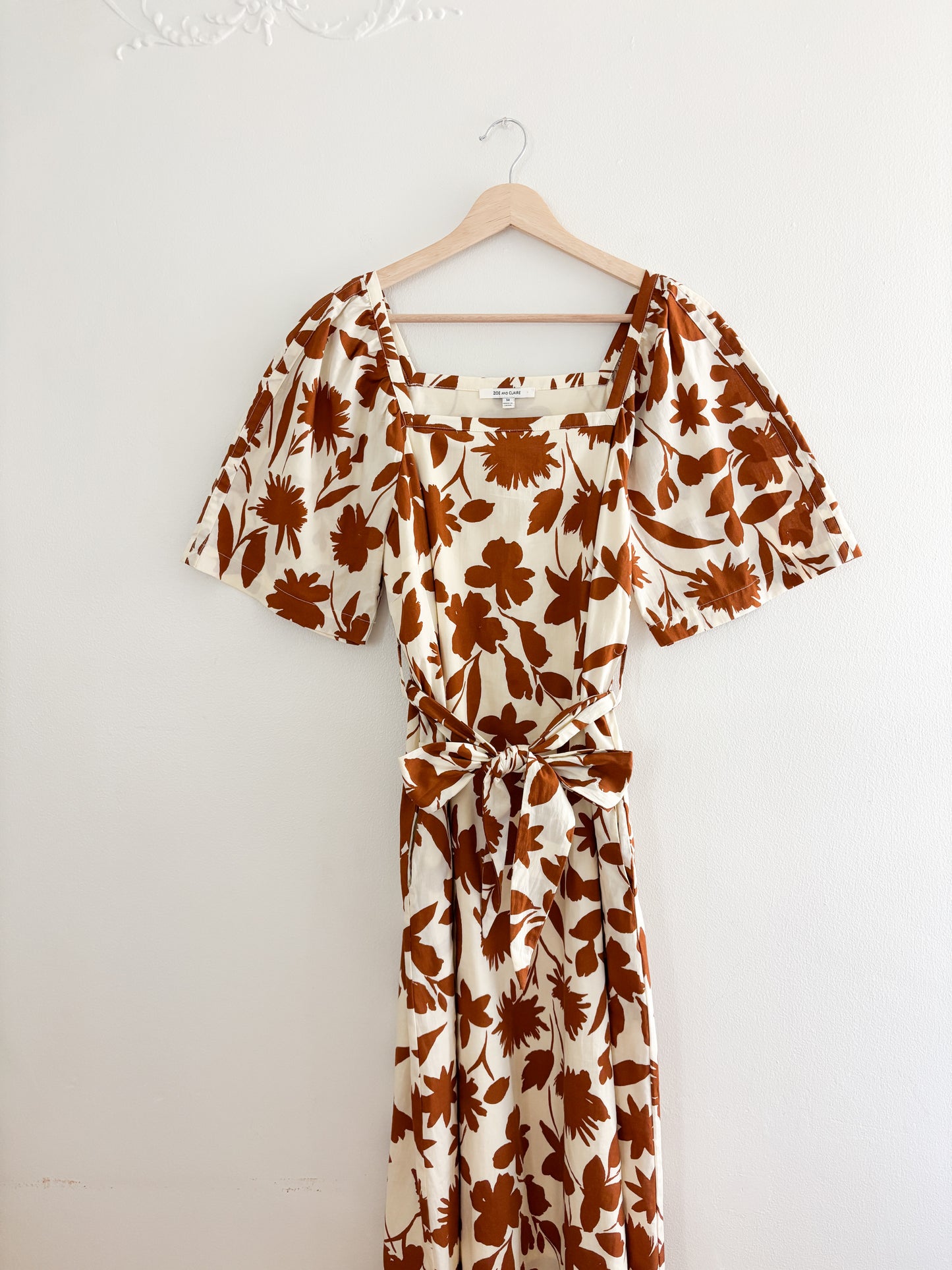 Zoe and Claire Floral dress (M)