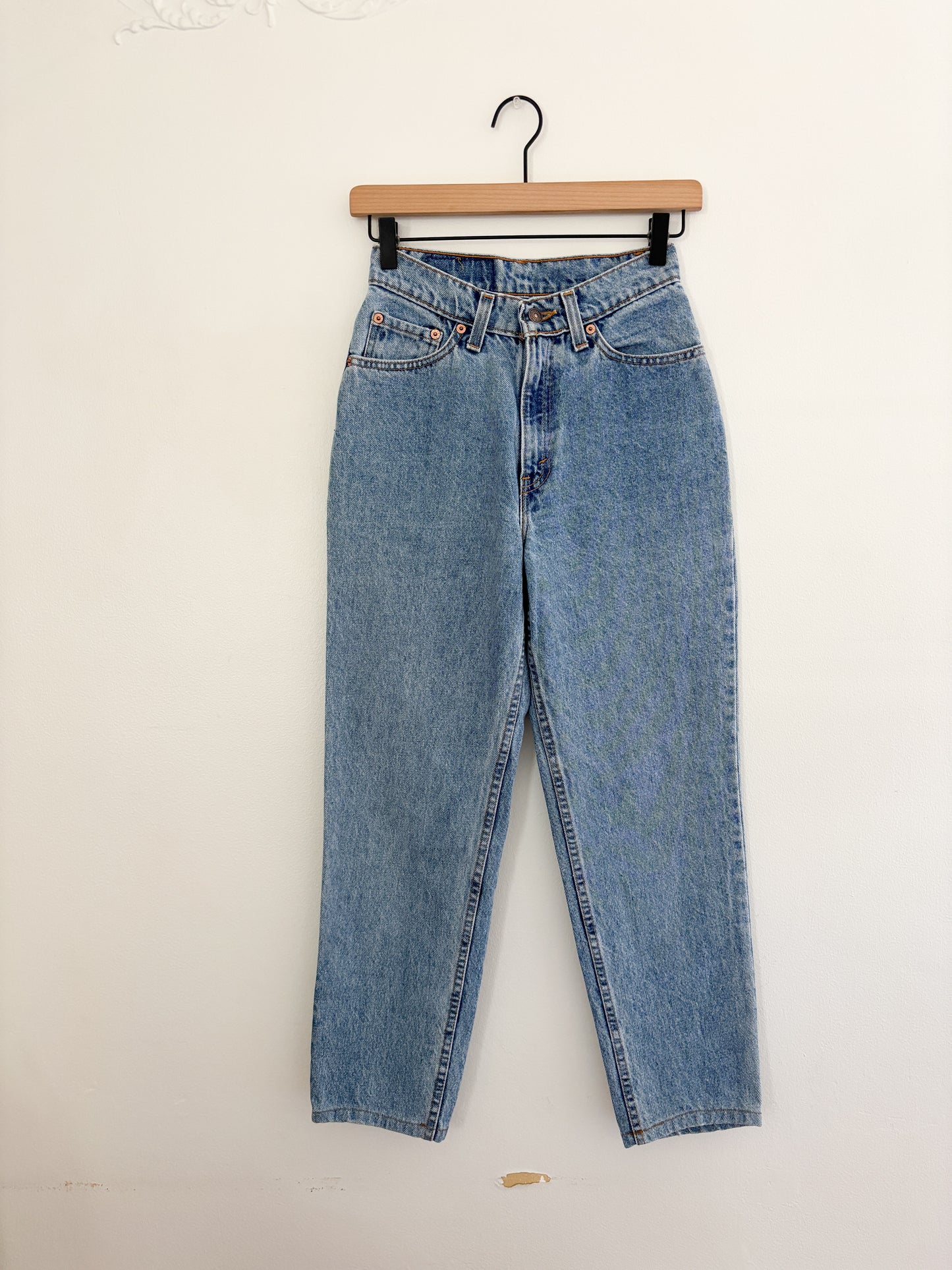 Vintage Levis Jeans (24”)