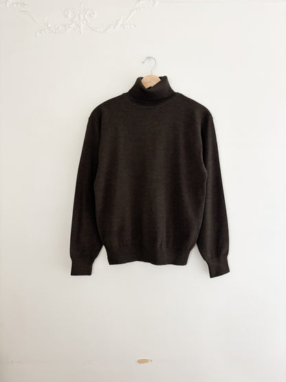Brown Turtleneck Sweater (S/M)